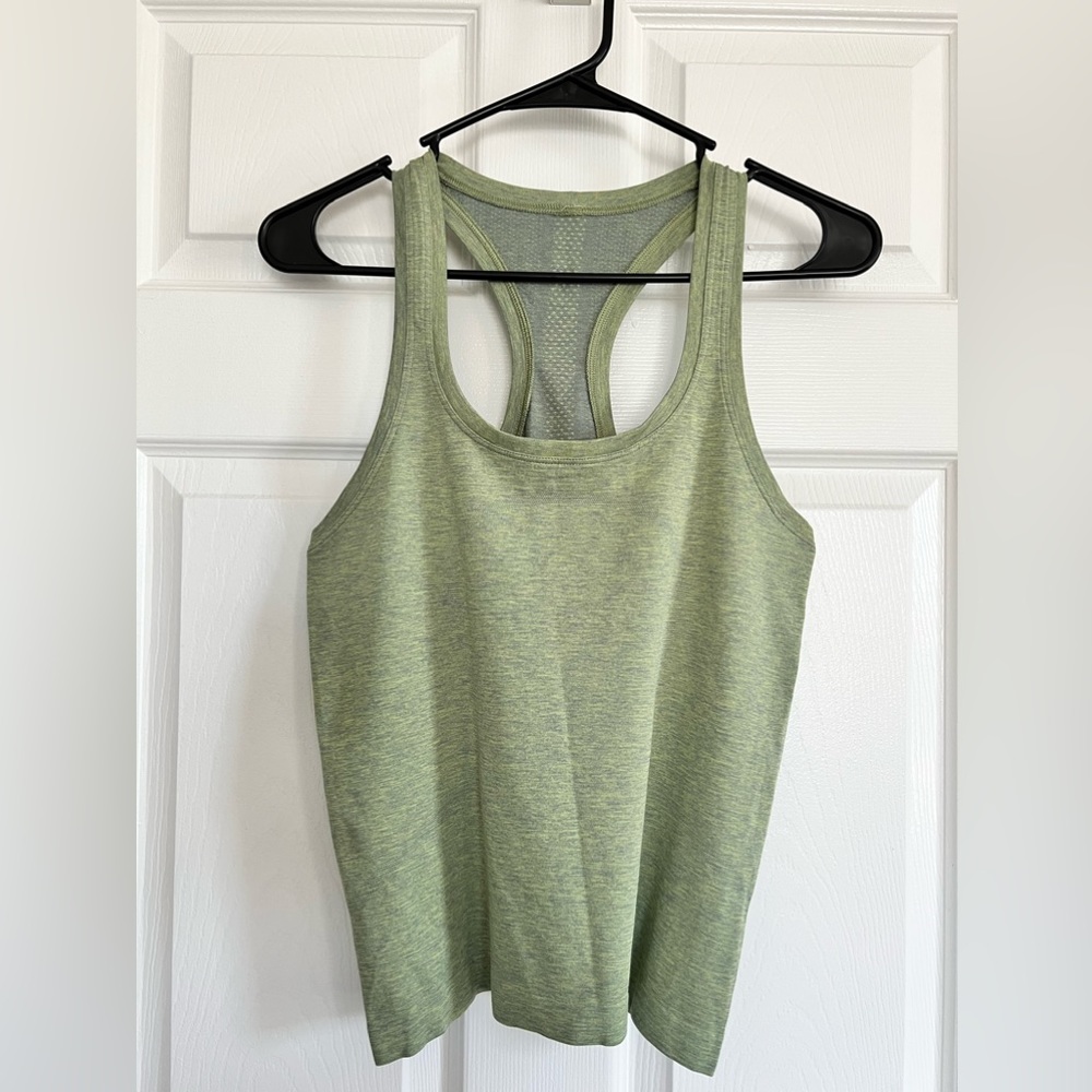 🍋Lululemon Run Swiftly Tank size 6